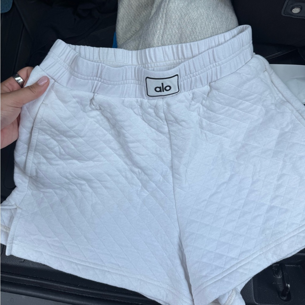 ALO Yoga White Athletic Shorts with Elastic Waistband